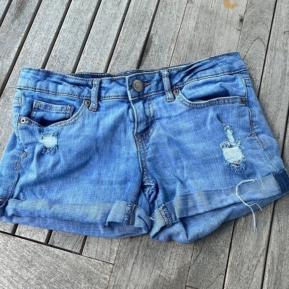 Aeropostale MIDI Denim Shorts - Picture 1 of 4